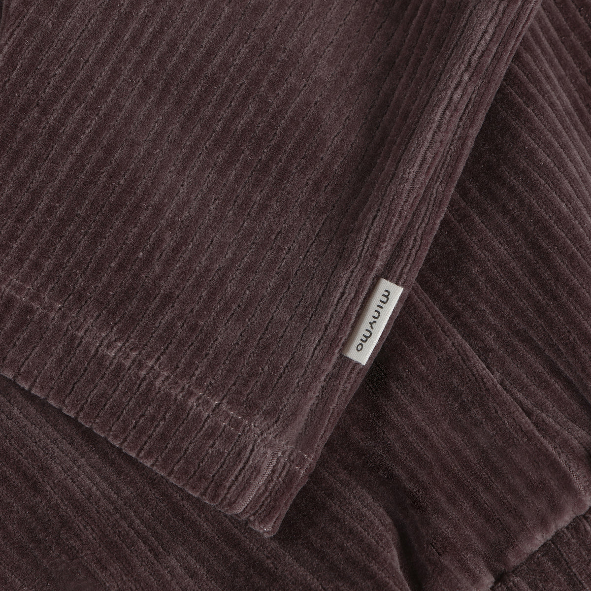 Buxur, velúr - Plum Truffle