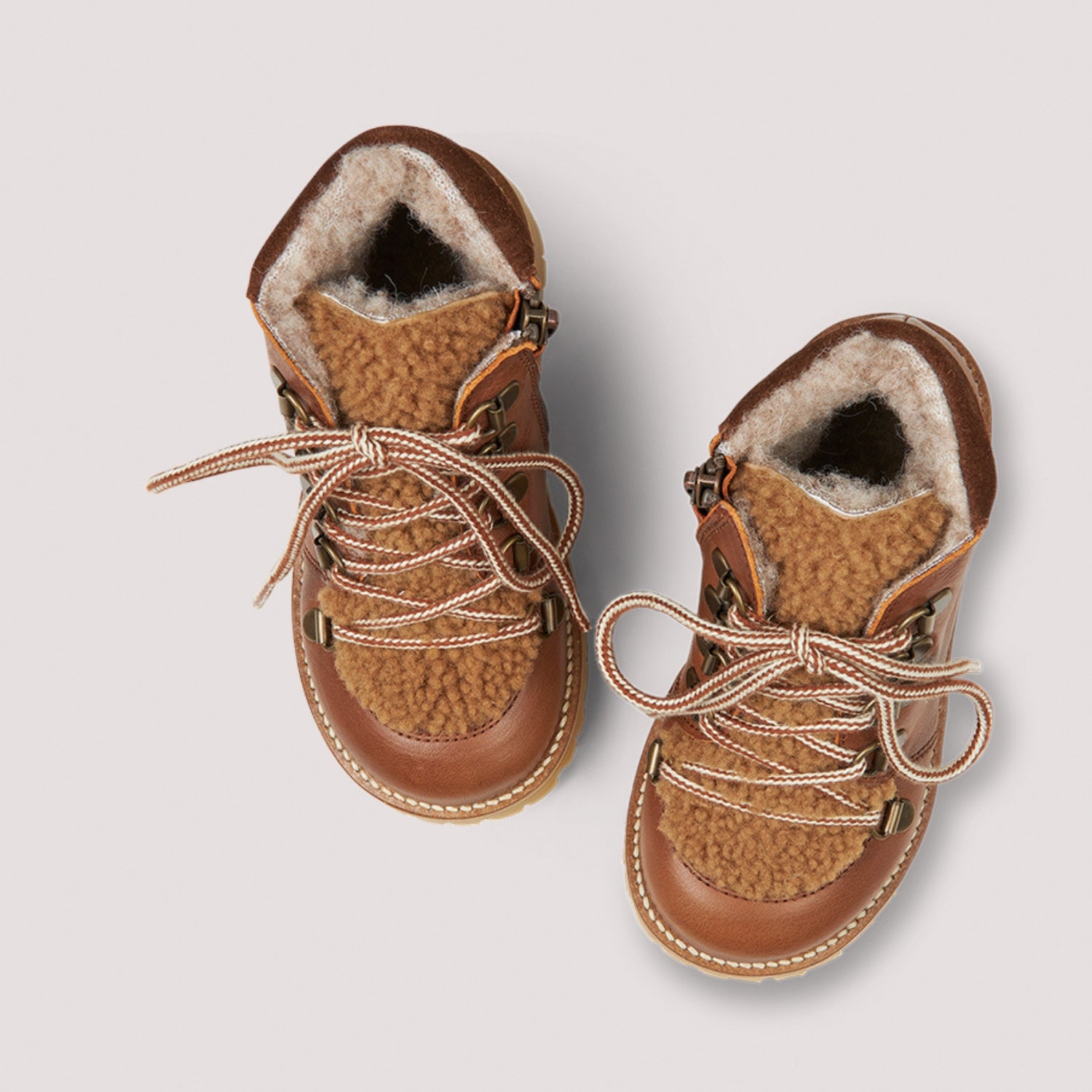 Classic Winter Boot - Hazelnut