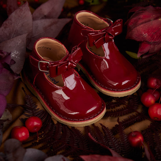 Skór, T-Bar Bow - Cherry Patent