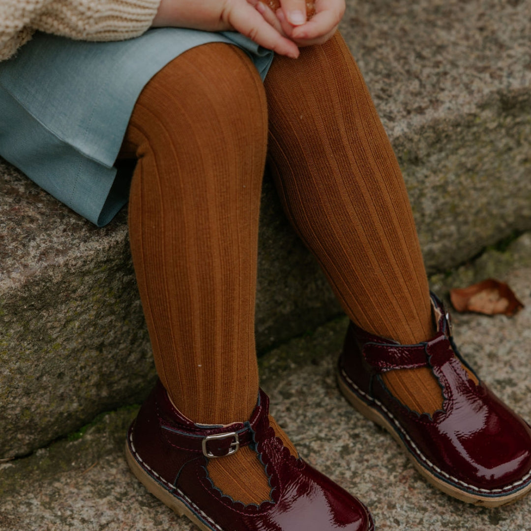 Skór, T-Bar Scallop - Burgundy Patent