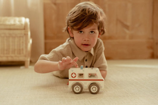 Litlir bílar - Ambulance