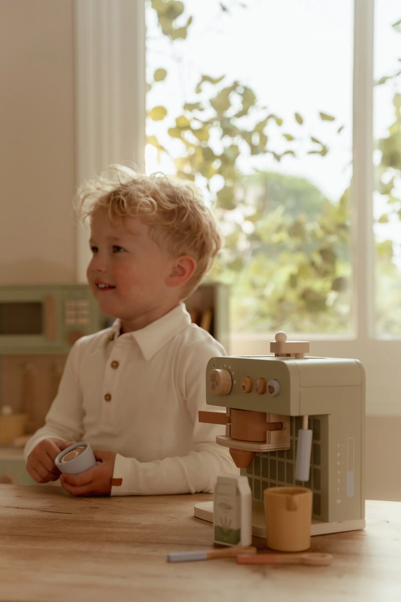 Kaffivél með aukahlutum