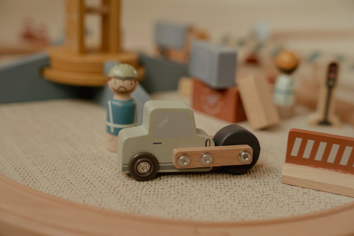 Viðarkrani og lestarstöð