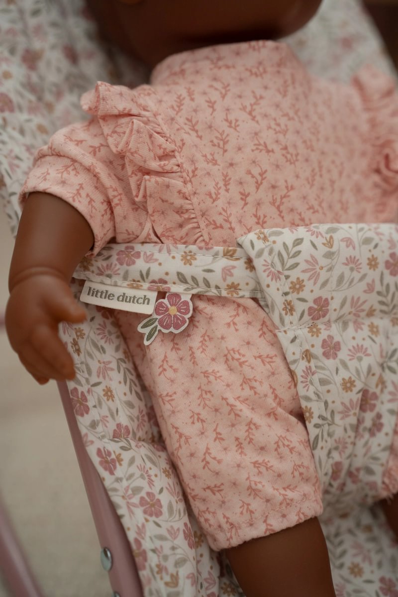 Ömmustóll fyrir dúkkur