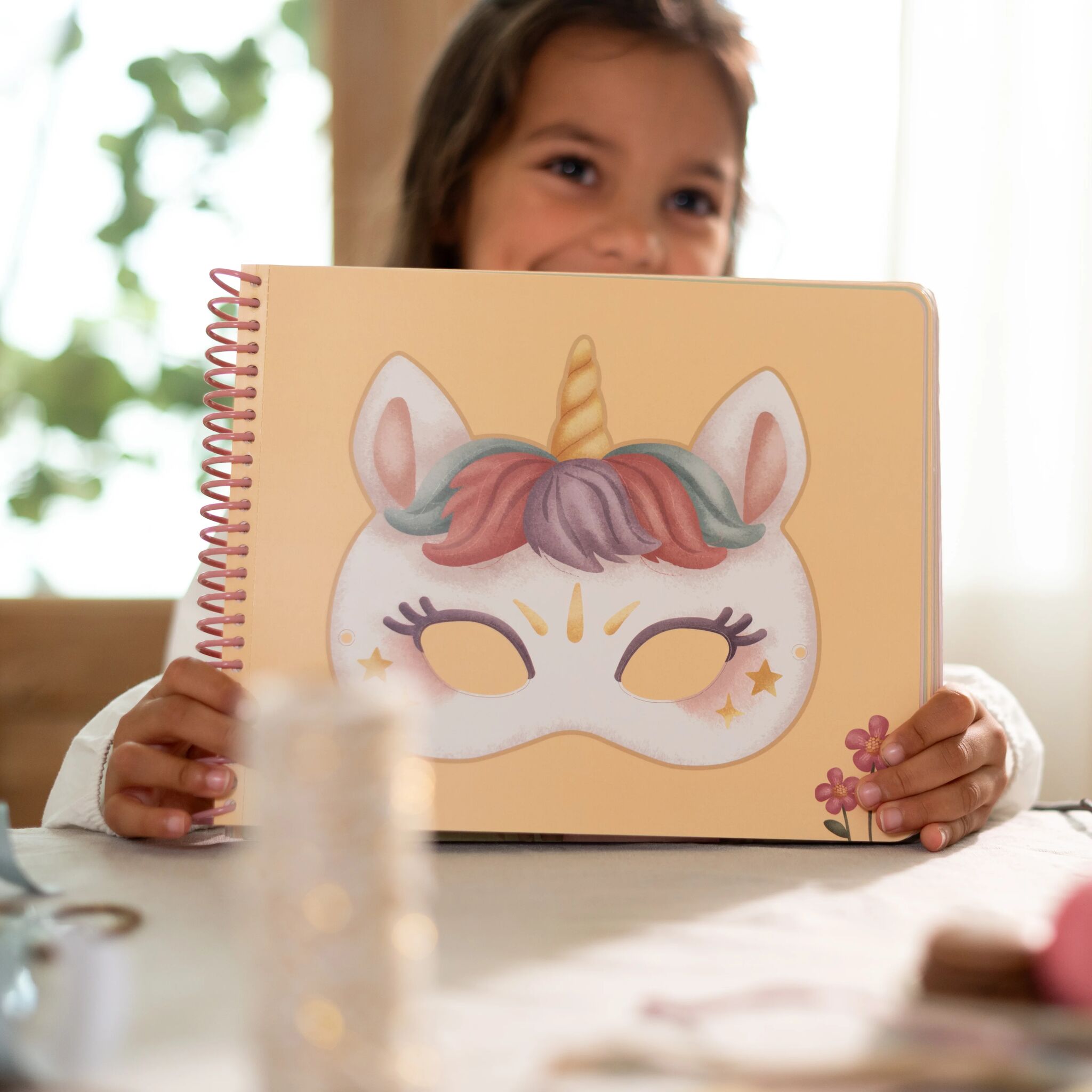 Föndurbók m/skærum - Rosa