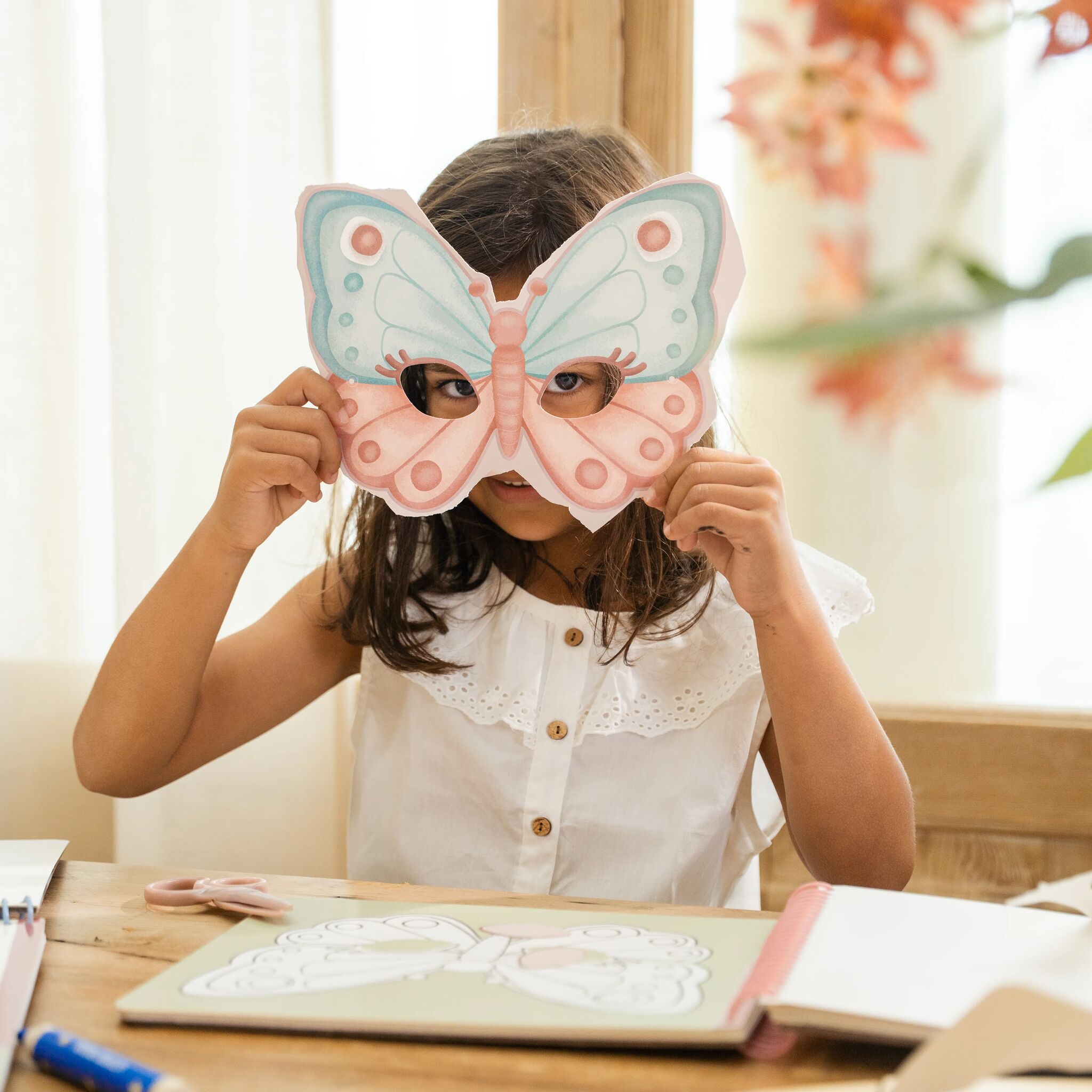 Föndurbók m/skærum - Rosa